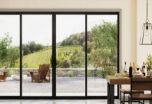 Creează senzația de spațiu deschis în casă cu sticla glisantă Comfortex Home Design