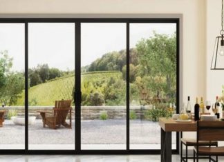 Creează senzația de spațiu deschis în casă cu sticla glisantă Comfortex Home Design